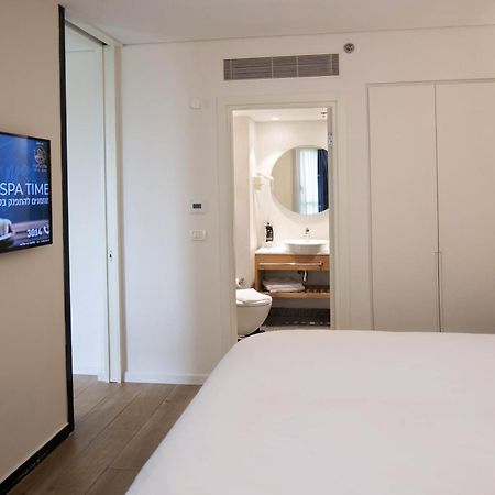 Kfar Giladi Hotel エクステリア 写真
