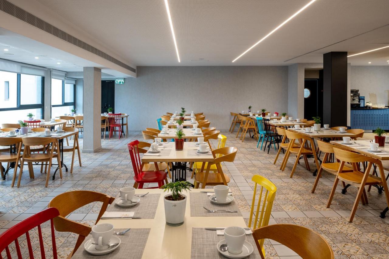 Kfar Giladi Hotel エクステリア 写真